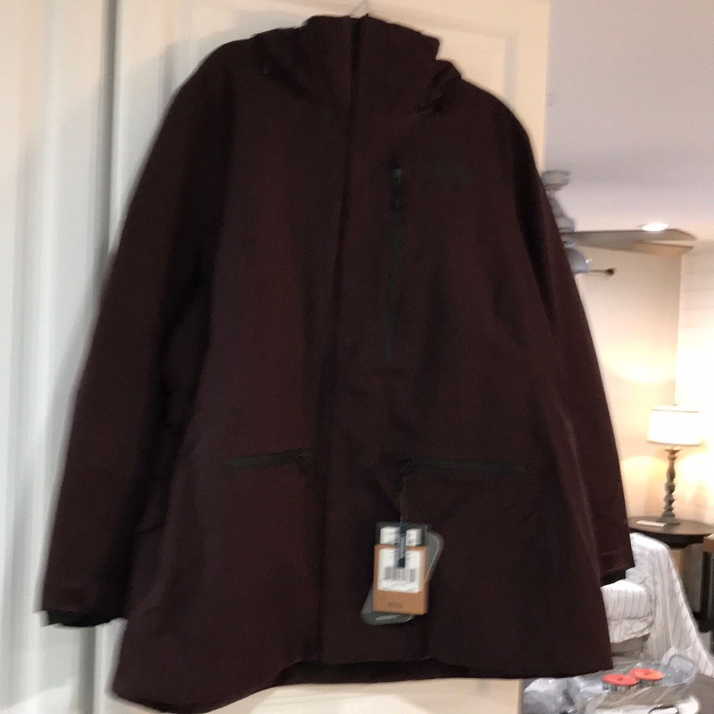 Women’s North face insulated jacket size 2 xl